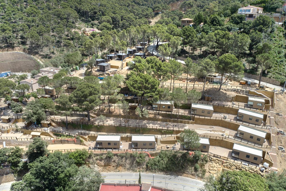 PlatjadePals's tweet photo. @SosCostaBrava @SOSAiguafreda @territoricat @AjBegur @IAEDENSalvemEmp @SEmpordanet @ecologistes @XRGirona @somnatus @Salvemelgolfet @SosPalafrugell El camping del costat també ha arrassat i urbanitzat un bosc frondós i ha emplenat de bungalows. La destrucció a Sa Riera no s’atura als #jardinsdesariera #campingmaset @AgustSerra @TeresaJorda @jordiPuignero @perearagones @SOSAiguafreda @sosteniblecat @jm_mallarach @maiteselva1 https://t.co/kNOM6eneMk