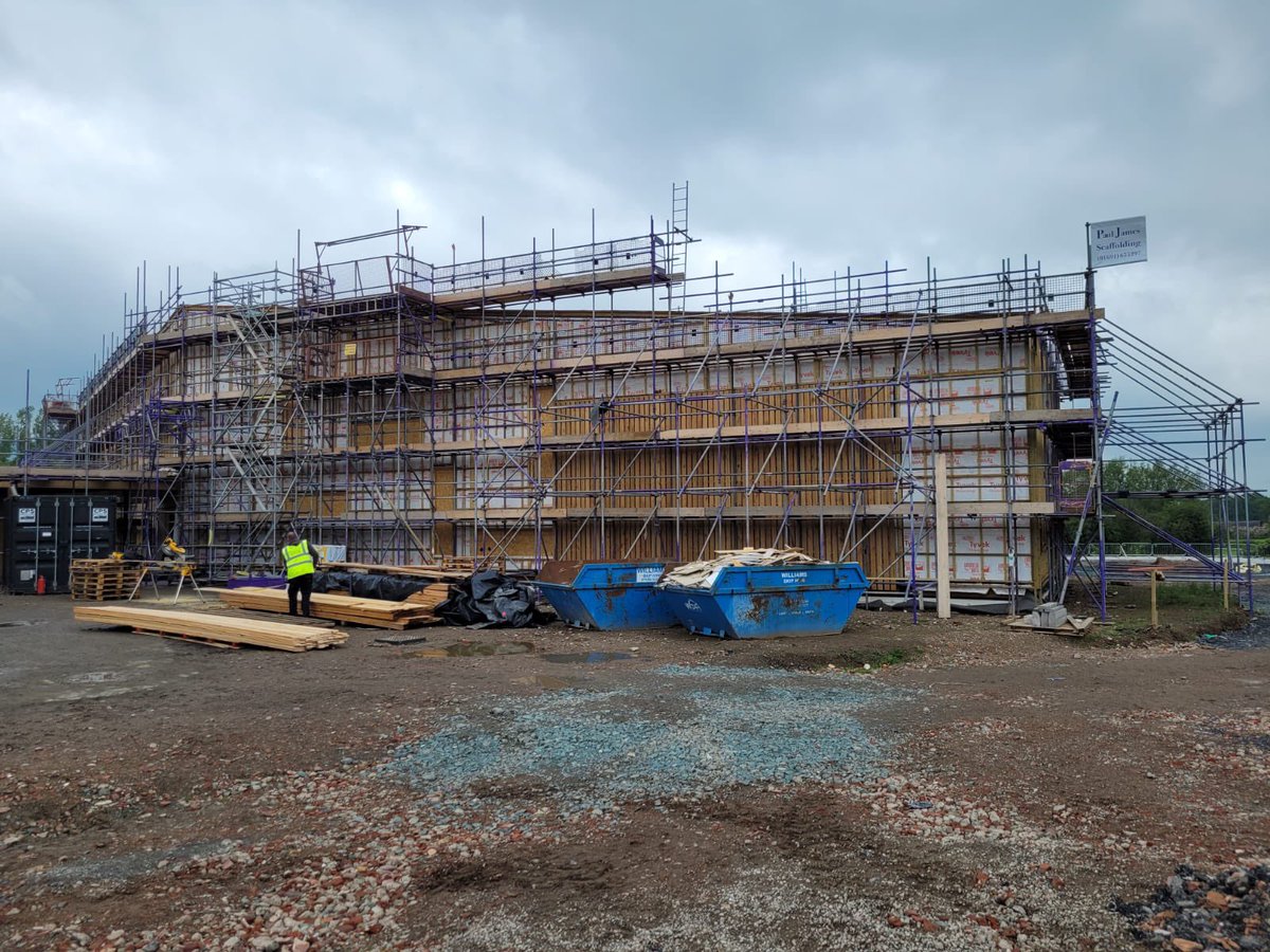 WhiteWilliamsJ1's tweet photo. The cladding has started on this “small” building in Welshpool for @WynneConstruct https://t.co/QcrubUInV7