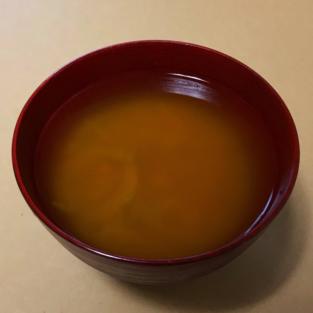 今日のスープは野菜スープ。冷凍保存しておいたものを解凍して4日目。今日で食べきりました。最後までおいしく頂きました。#今日のスープ　#野菜スープ　#ケの食事　#にんじん　#玉ねぎ　#キャベツ　#かぼちゃ　#today’s soup   #vegetable soup  stand.fm/episodes/62686…