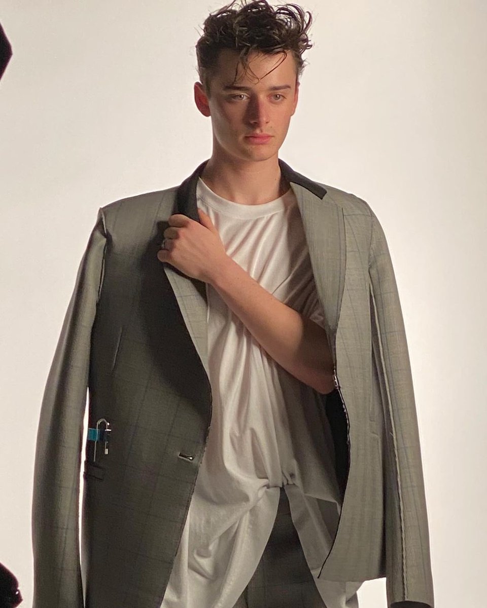 face card always activated!

<a href="/noah_schnapp/">placeholder</a>