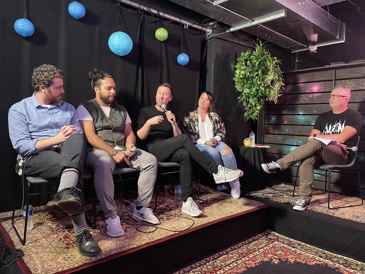 perfectloudness tweet media