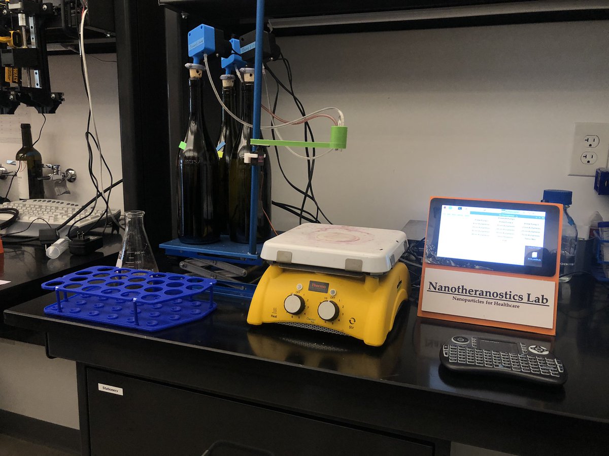 ClassSenora's tweet photo. Learning by doing, Rio Hondo ISD representing at A&amp;M PATHS-UP RET Internship.  Learning about synthesizing nano particles, PhotoPlethysmoGraph and Bioempedance.  Honored to be part of real-time research. @RHHS_Bobcats https://t.co/SHc6Verxu8