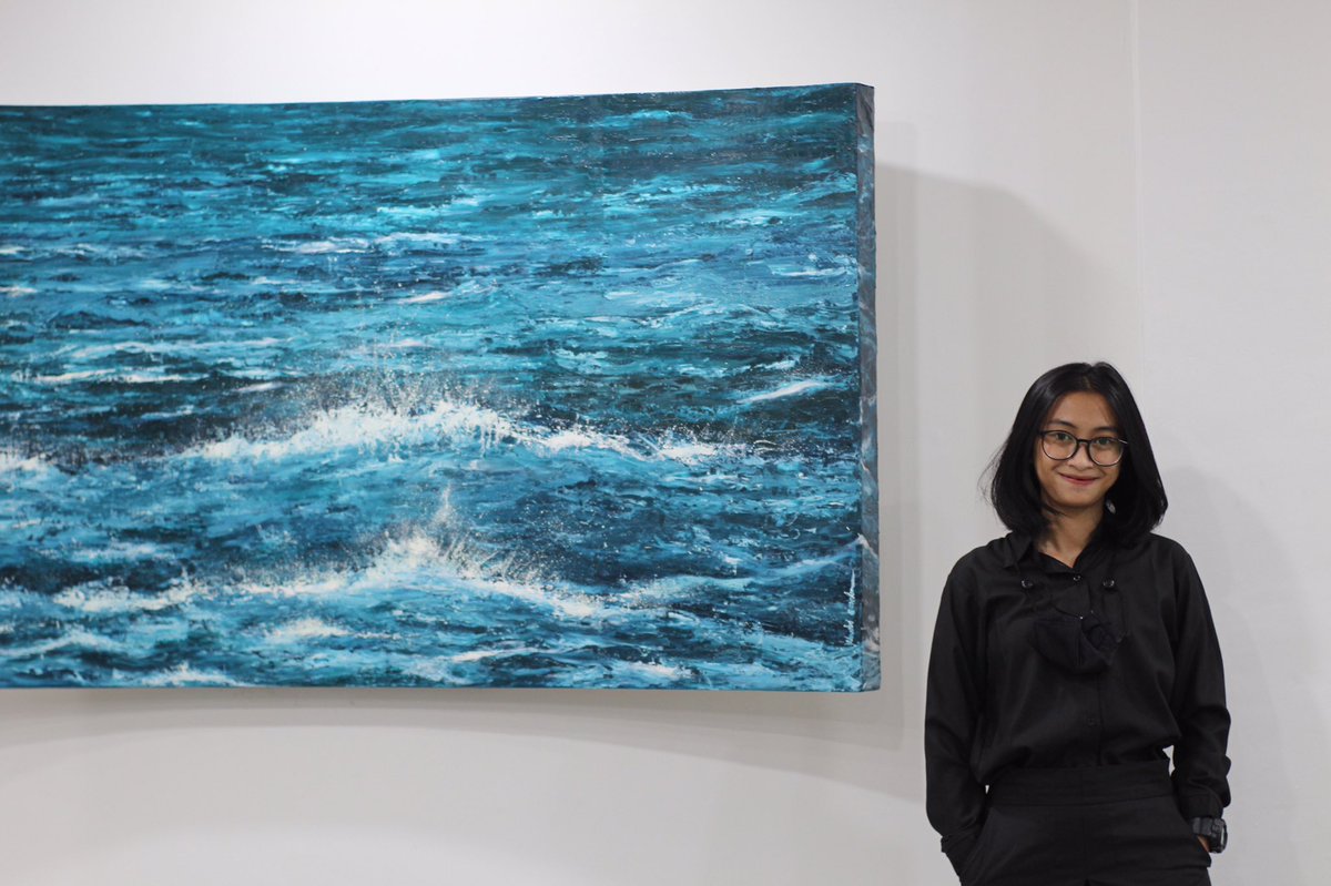 Wramonaa's tweet photo. 💁🏻‍♀️Kenapa karyanya gk dipajang aja di kosan kan estetik??
Jawabannya : KAN KARYA SAYA LAUT YA BU YA, KALAU DIPAJANG SEMUA DIKAMAR TAKUT DIKIRA AQUARIUM 🙏🏻 https://t.co/FEf7jgfS1i