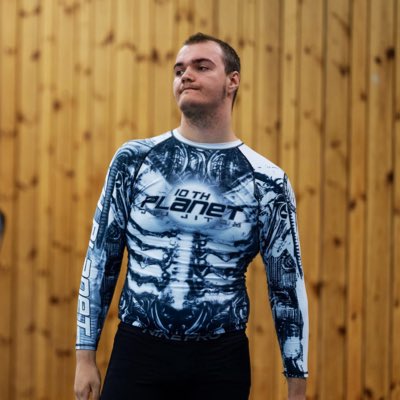 DuniFPS's tweet image. #NewProfilePic First competition was sick, double silver and a cool pre fight photo 😄