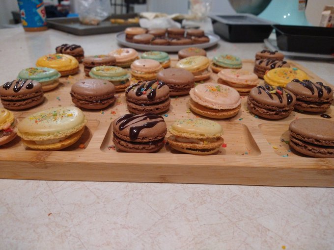 Made even more macarons to add to what me and Neko added yesterday https://t.co/hGsE4VIXC7<a href="/tag/chipotle"class="tags"><span>#chipotle</span></a><a href="/tag/evo2023"class="tags"><span>#evo2023</span></a>