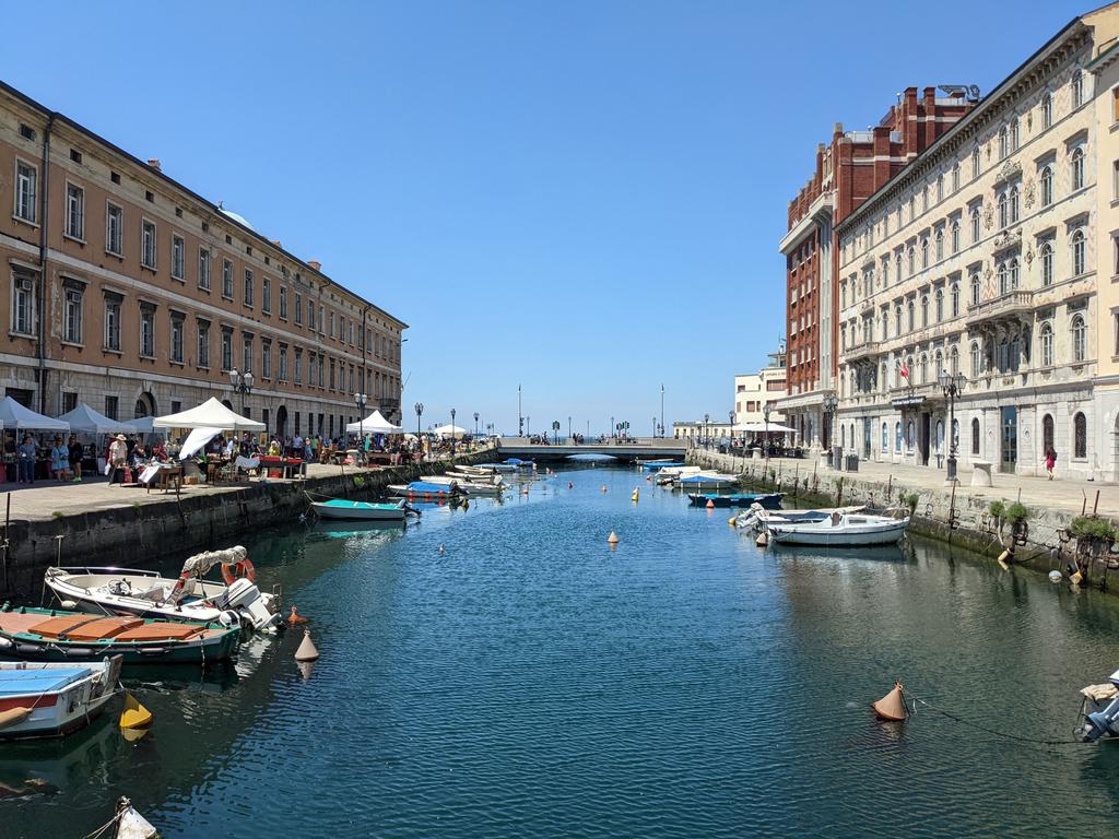 ResearchDataCom's tweet image. Great to see everyone at #TNC22! Thanks to the PC and @ReteGARR for a great event in a beautiful city!