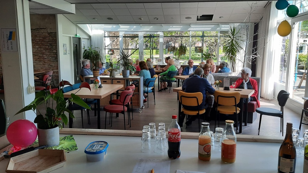 Zien we je op de borrel deze of volgende week vrijdag? Altijd welkom! Elke vrijdag vanaf 16:30 in Studio Idee

#vrijmibo #studioidee #borrel #leerjeburenkennen #gezelligheid #stichtsevecht #tkampje