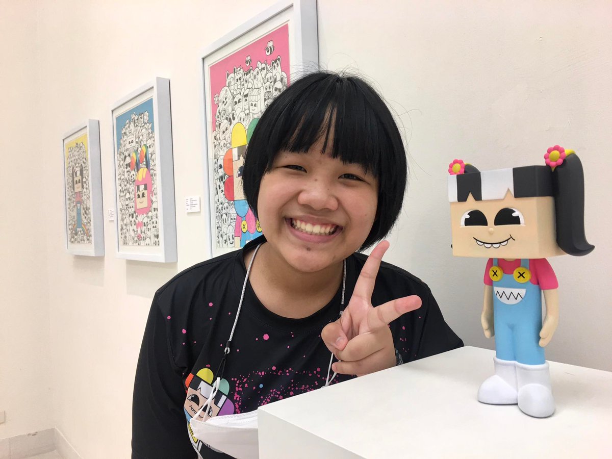 NarunyaArt's tweet photo. เปิดจอง " BABY CUBE "
Art toy แรกของน้องกาแฟร์ NARUNYA
วัสดุ : เรซิ่น สูง : 8 นิ้ว
Limited Edition 20 Pieces (Random Number)
ราคา 5,500 บาท
#NarunyaArt #BabyCube #ArtToy
#DoodleArt #NFTs #NFTartist
#NFTGiveaway #cryptocurrency https://t.co/hfRl32oWzf