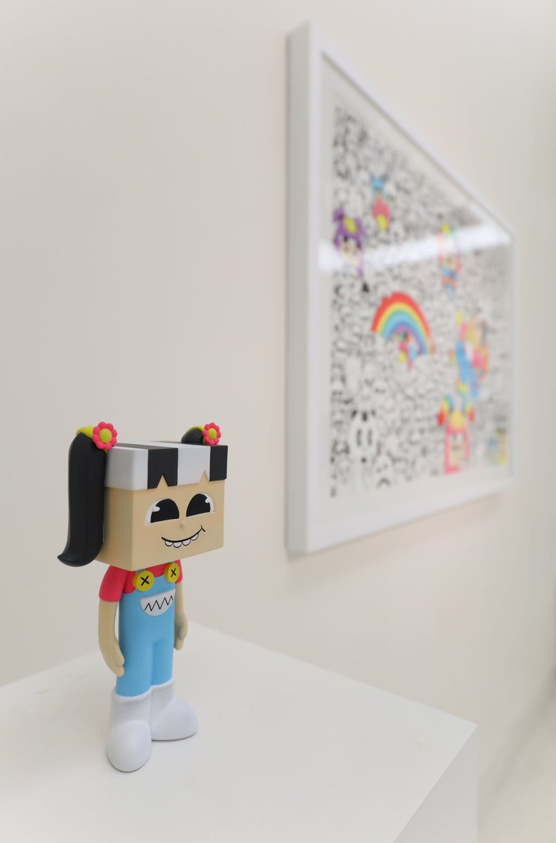 เปิดจอง " BABY CUBE " 
Art toy แรกของน้องกาแฟร์ NARUNYA 
วัสดุ : เรซิ่น  สูง : 8 นิ้ว
Limited Edition 20 Pieces (Random Number)
ราคา 5,500 บาท
#NarunyaArt #BabyCube #ArtToy
#DoodleArt #NFTs  #NFTartist  
#NFTGiveaway  #cryptocurrency