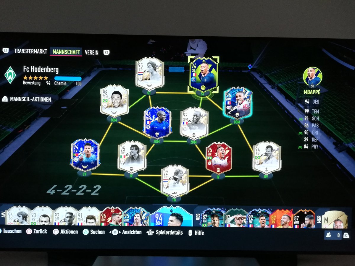 azok014's tweet photo. @FUTDistrict I need nothing more :D https://t.co/Dslz0StLu2
