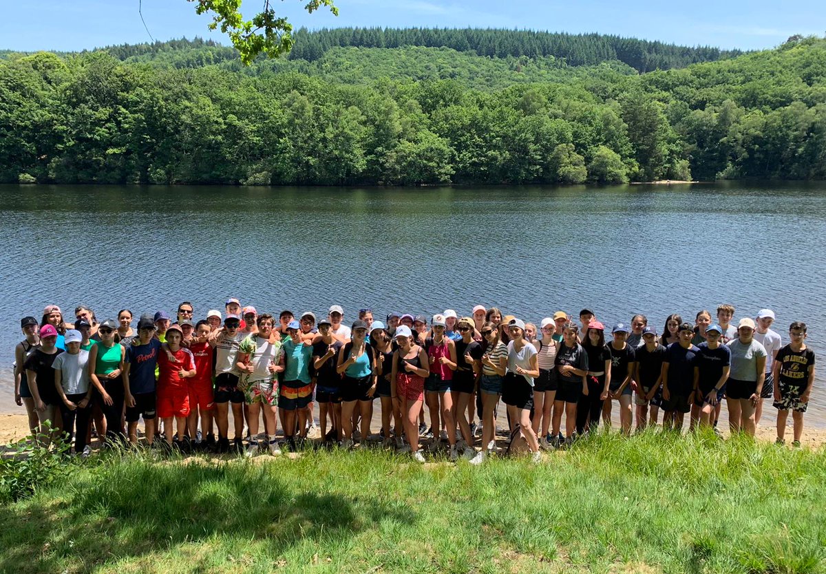 PoleChartreuse's tweet image. Nos élèves de 4ème du Collège La Chartreuse sont en Corrèze depuis lundi pour un séjour linguistique en Anglais ! Au programme, activités ludiques et sportives... in English ! pole-lachartreuse.fr/actualite/sejo…
