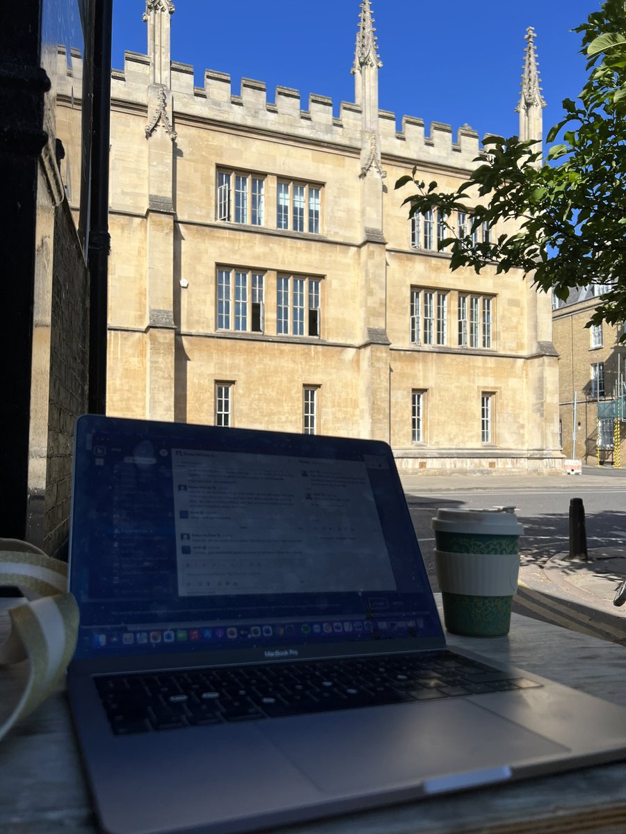ReakesSarah's tweet image. Making the most of the #Heatwave #cambridge