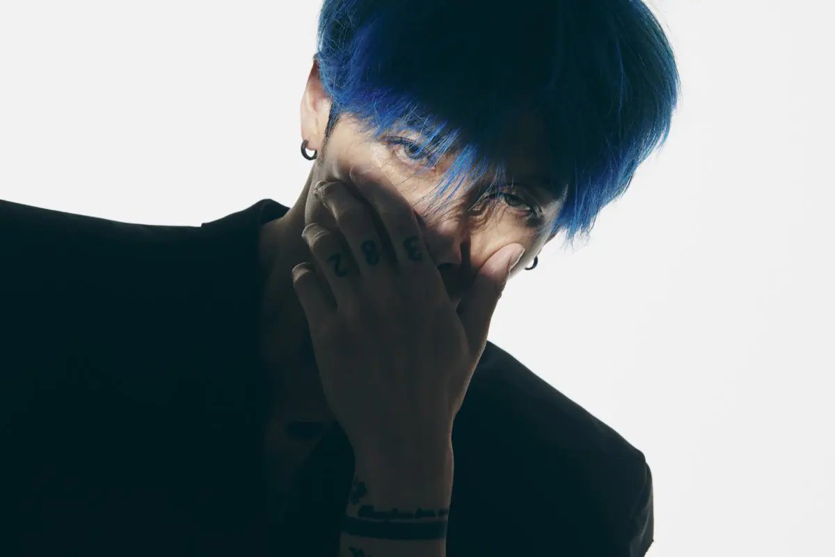 nihonentnews's tweet photo. MIYAVI announce his transfer to the new label Purple One Star which is operated by BANDAI NAMCO Music Live

In Addition, he released his North American tour and new single "Futurism" which will be released on June 17th 

#MIYAVI https://t.co/aK0ND1MxX9