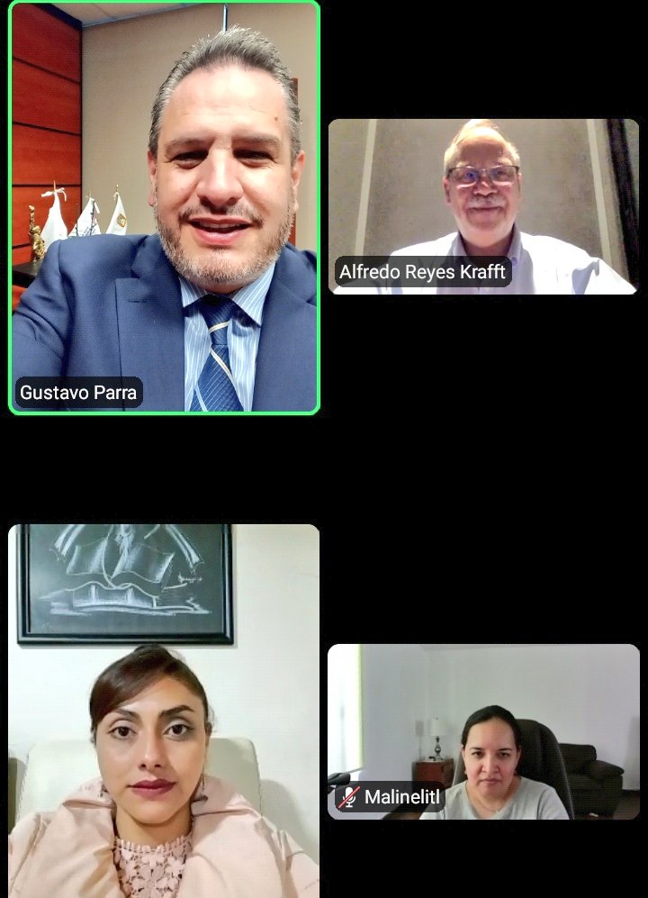 lgparranoriega's tweet image. Gracias Alfredo Reyes Kraft @aareyesk, Consultor @LexInformatica y Jacobo Esquenazi @JEsquenaziMX, Estratega global de privacidad de @HP, por sus muy interesantes clases de Buenas Prácticas en #Autorregulación del sector público y privado, y de #CBPR @APEC Diplomado @eld_oficial