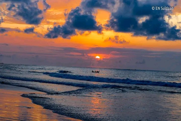 F__Abdalla's tweet photo. aroor hore iyo xeebta liido 🌇
📸 @ensuldaan https://t.co/VUHHvnlk1g