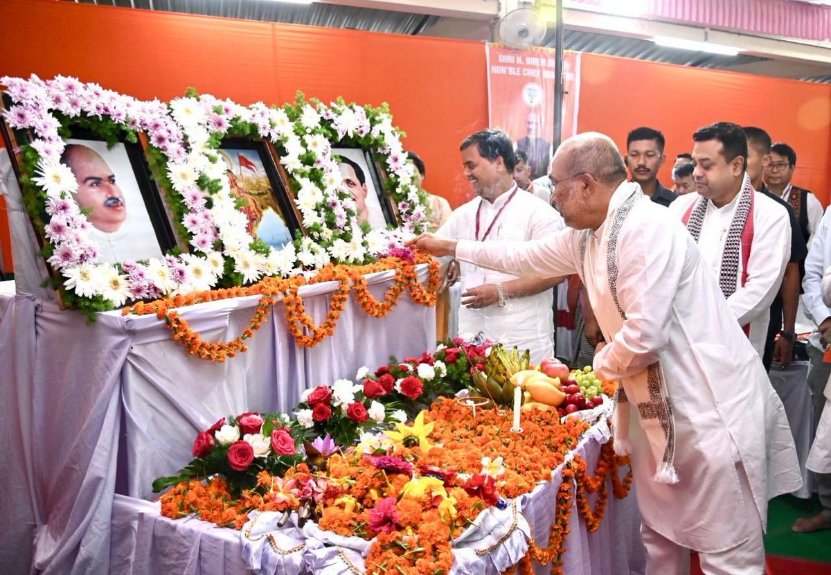 NBirenSingh's tweet photo. Joined the Party State President Smt @AShardaDevi Ji, Prabhari Sh @sambitswaraj Ji &amp; office bearers at the State Executive Meeting which is currently underway in Kangpokpi. The party has been playing an active role in ensuring the benefits of various schemes reach the grassroots. https://t.co/kWghG7ScbZ
