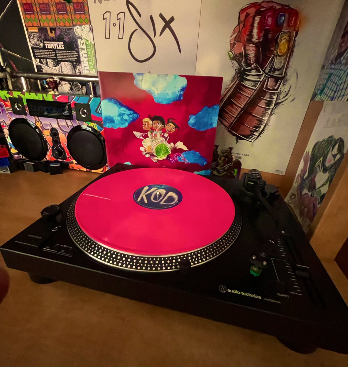 Ruthless2671's tweet photo. It’s #WaxWednesdays &amp; we got the the 5th studio album of @JColeNC #KOD pressed on #PinkVinyl 

This Alternate cover &amp; #PinkVinyl was sent to customers who failed to receive signed copies during album release promo. An album that connects on the real problem of drug glorification https://t.co/ryt8CLC0e1