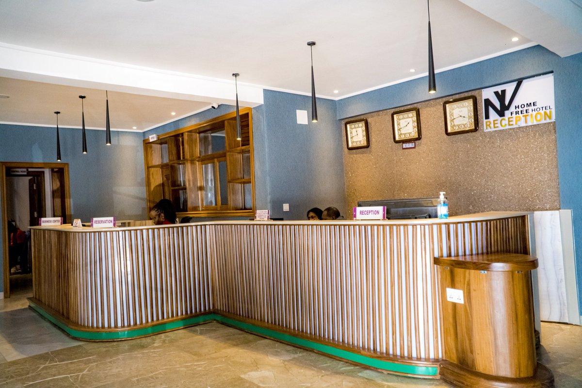 HomeFreeHotel tweet media