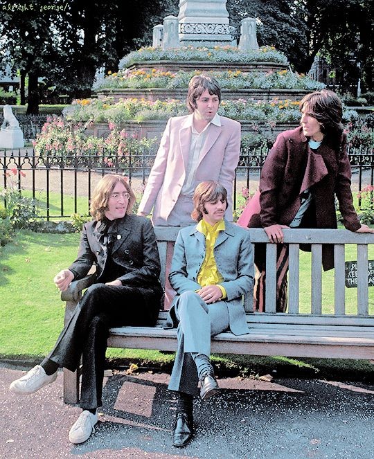 SgtPepper1710's tweet photo. #TheBeatles Mad Day Out, 28th July 1968 https://t.co/cp23Pw1piZ