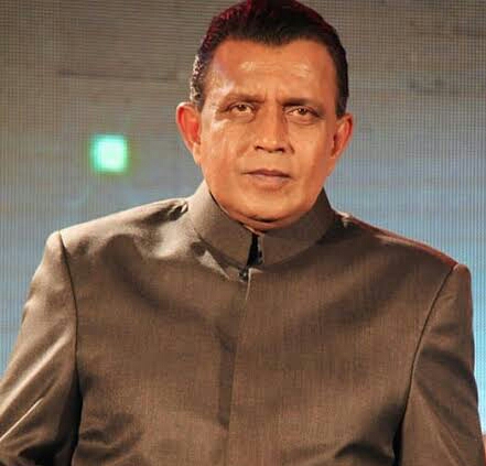 Happiest Birthday to the Disco Dancer and the very charming superstar Mithun Chakraborty. May you be blessed with a great year ahead good health & happiness. @mithunchakraborty #IFTPC #SajidNadiadwala @JDMajethia #NitinVaidya @RameshTaurani @nrpachisia  @tsunami_singh #SureshAmin https://t.co/gMIc0R17oA