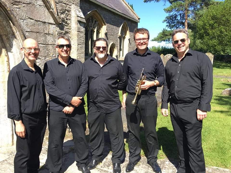 We're at Clifton Cathdral on Saturday at 1pm.
Look forward to seeing you. 🙂

cliftonfestival.com/circum-mundum