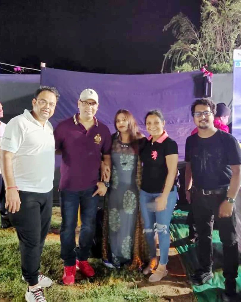 surajkdofficial's tweet photo. Last night #RajaParba #Funfiesta event by Team Friendzo.🙏❤️🎶😇
#RajaFestival #rajamouja #rajaevent #rajafestival #rajacelebration #raja2022 #bhubaneswar #bhubaneswarbuzz #bhubaneswardiaries #bmckalyanmandap #chandrasekharpur #bhubaneswarsmartcity #friendzo #surajdas #surajlive https://t.co/iQwqDP9nr9