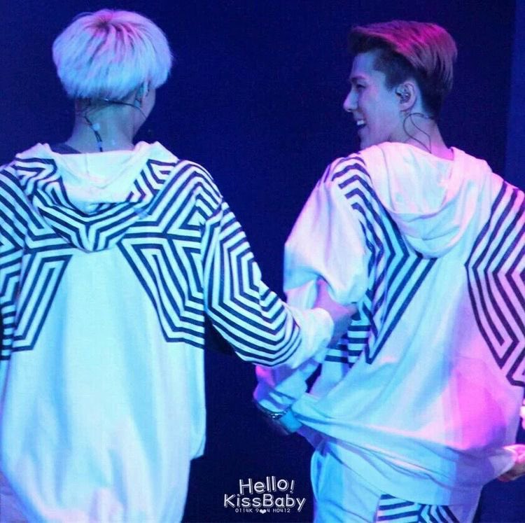 oldsekai's tweet photo. #KAI #카이 #SEHUN #세훈 https://t.co/UgjgropKiI