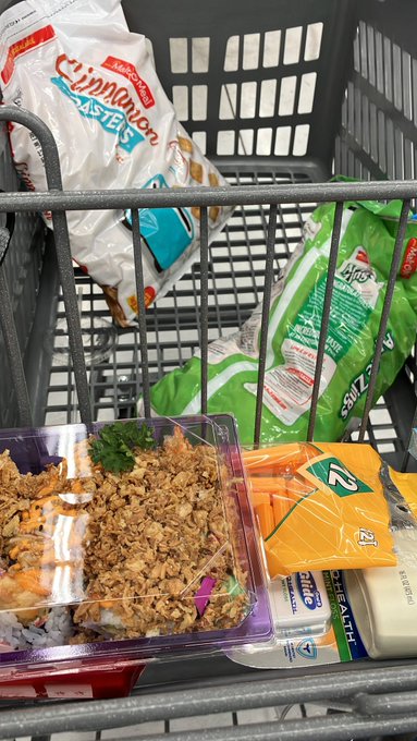 Groceries! Kinda. https://t.co/HPz0pyuoJ1<a href="/tag/mytwitteranniversary"class="tags"><span>#mytwitteranniversary</span></a>