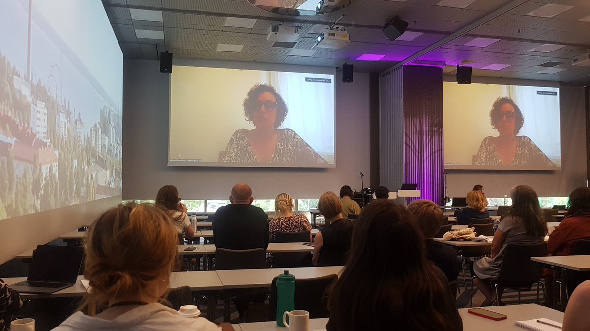 Day 2 of #reprofutures2022 kicks off with incisive keynote by <a href="/acsantos_ces/">Ana-Cristina Santos 🏳️‍🌈 (she/her)</a> on how motherhood regimes generate tenacious, discriminatory "not too old, not too jobless, not too sexually active" repro-norms