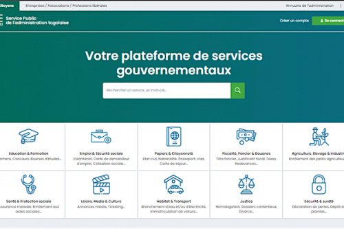 kmnatchaba's tweet photo. Chaque citoyen peut également créer son compte et suivre toutes ses demandes en ligne mais également interagir avec les administrations. Bravo aux équipes et admirations aux leaders. #Togodigital https://t.co/aFbMz5BT7O