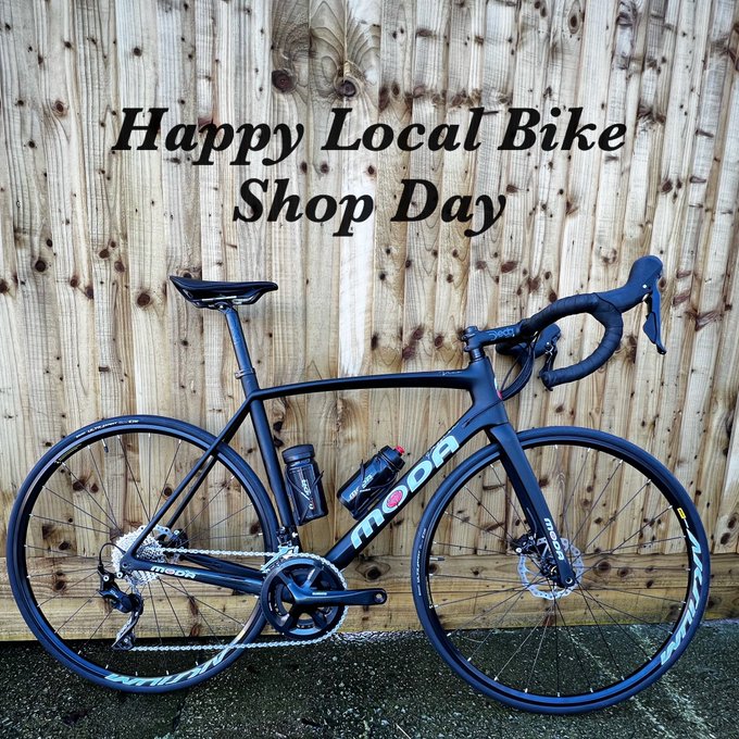 VeloUK's tweet photo. Every day in our opinion is a Happy Bike Shop Day! 

Here is a list of @moda_bikes stockists
https://t.co/EiKXUPrldY

#britishbrand #modabikes https://t.co/hPV536KInF