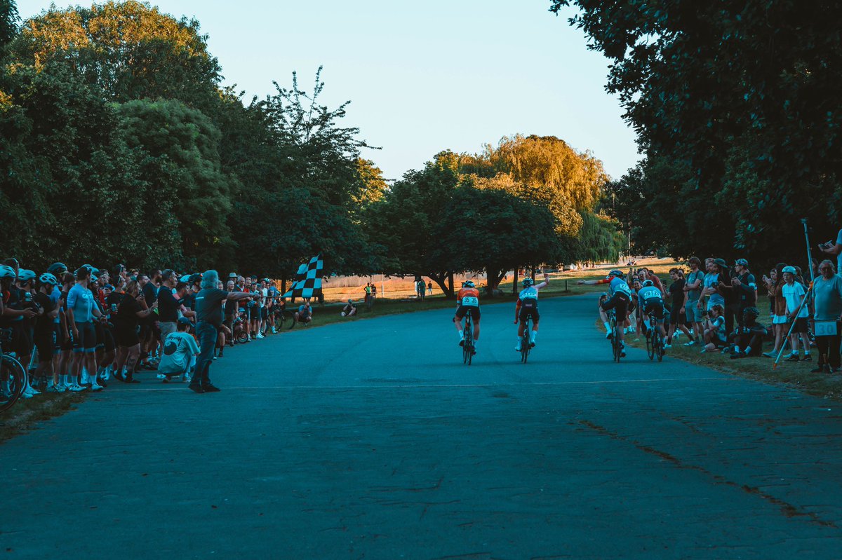 Doesn’t get much better on a Tuesday night. Big up @CPCrits