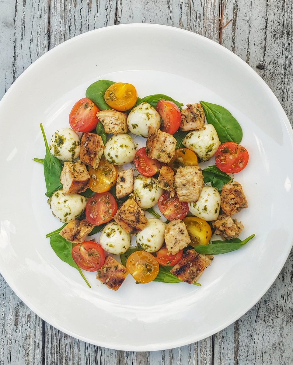 MealPrepGrind's tweet photo. Stock your fridge with delicious, restaurant-quality meals from Meal Prep Grind! Order by Thursday night at midnight for delivery this weekend! https://t.co/VV5clwuIoJ #food #foodie #Scranton #ScrantonPA #NEPA https://t.co/3ik6d2W5Zy