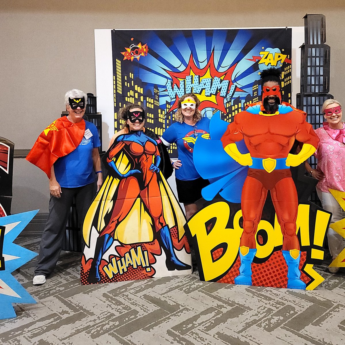 KYCCBD's tweet photo. The Heroes are arriving! @PrincipalKafele @DocWillHunter @PickensPoints #kyccbd #2022KyBI #2022KYBehaviorInstitute https://t.co/04fdYHuBxu