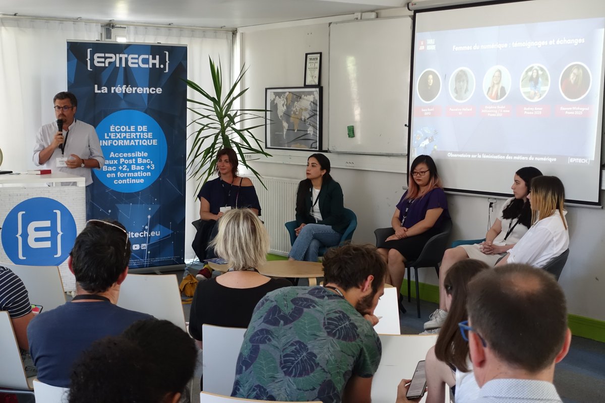dimitry18's tweet photo. 👨‍💻👩‍💻 Observatoire sur la féminisation des métiers du numérique à #EpitechRennes. Membres de l’Éducation Nationale, entreprises, collectivités et assos étaient au rdv pour échanger sur la sous-représentation des femmes dans ce secteur. Merci aux participants et conférenciers 💻 https://t.co/X1ZQpOJdqM