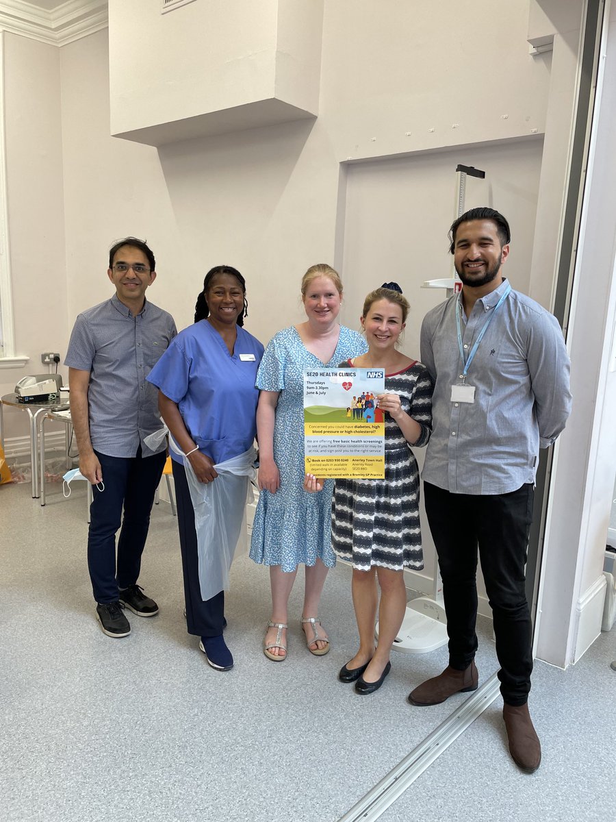 47Ur's tweet photo. SE20 Health Clinic performing free health checks ⁦@BromleyGPs⁩ ⁦@NHSBromley_CCG⁩ ⁦⁦@LBofBromley⁩ first clinic by BGPA with support from Bromley GP trainees, local GP and Nurse and volunteer from ⁦@AlEmaanCentre⁩ at Anerley town hall every Thursday https://t.co/2ZJ0btvv8U