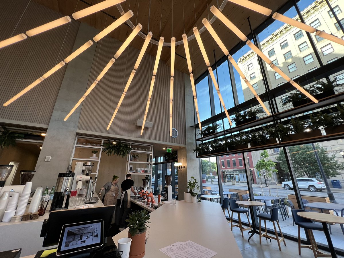 amtillie's tweet image. Went to @EddaCoffee this morning and I rate it A+. Love all the light in the space &amp;amp; the lattes are excellent ☕️☀️

I was also skeptical of the bike racks outside of @IntroCLE, but I can confirm they are U-Lock accommodating.