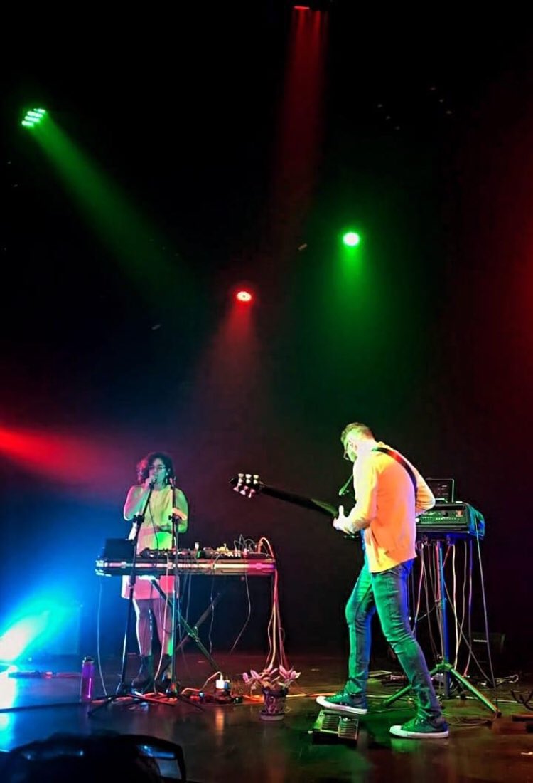 MxCian's tweet photo. ¡Gracias a todos los asistentes al Teatro María Teresa! Tuvimos un concierto bellísimo gracias a ustedes.
📷: Rocksuite.
#CIAN #AmbientPop #LiveLooping #LiveloopingArtist #GDL #Music #JugarEnSerio #ReSonar #CIANmx #Looperlative https://t.co/pAPPTWQddd