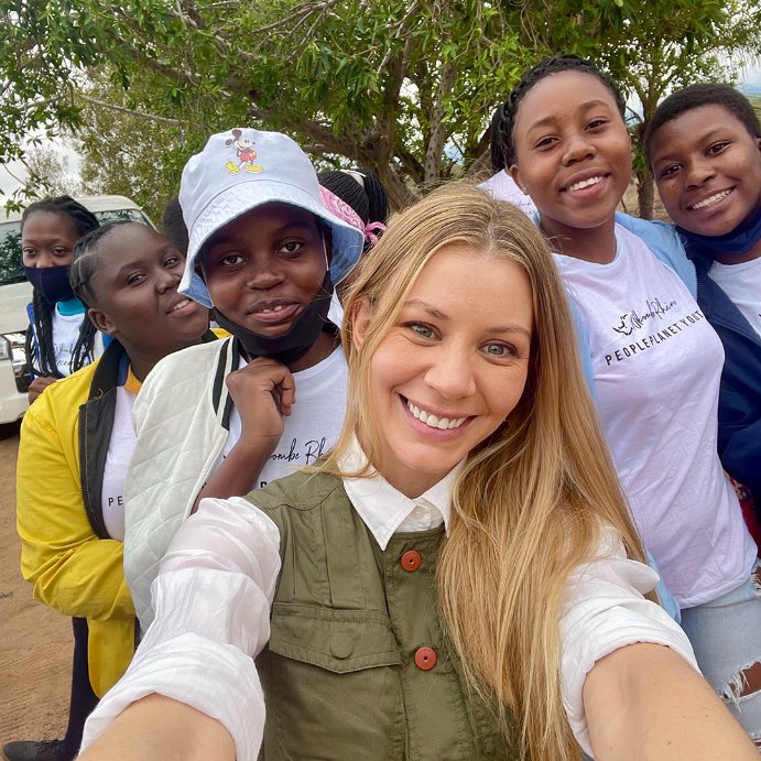 To all our #SouthAfrican followers, #HappyYouthDay! 🇿🇦 

One of the 3 main pillars of sustainable conservation is to honour and educate the youth and fight to protect their future. 💛 #people #planet #youth

<a href="/NicoleneAnley/">Nicolene</a> #nft #nftcollection #nftcommunity