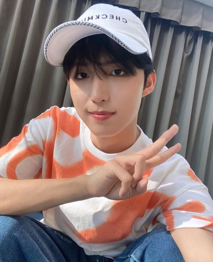 JUNHANFILES's tweet photo. (2/2) https://t.co/qChLm9ALkm