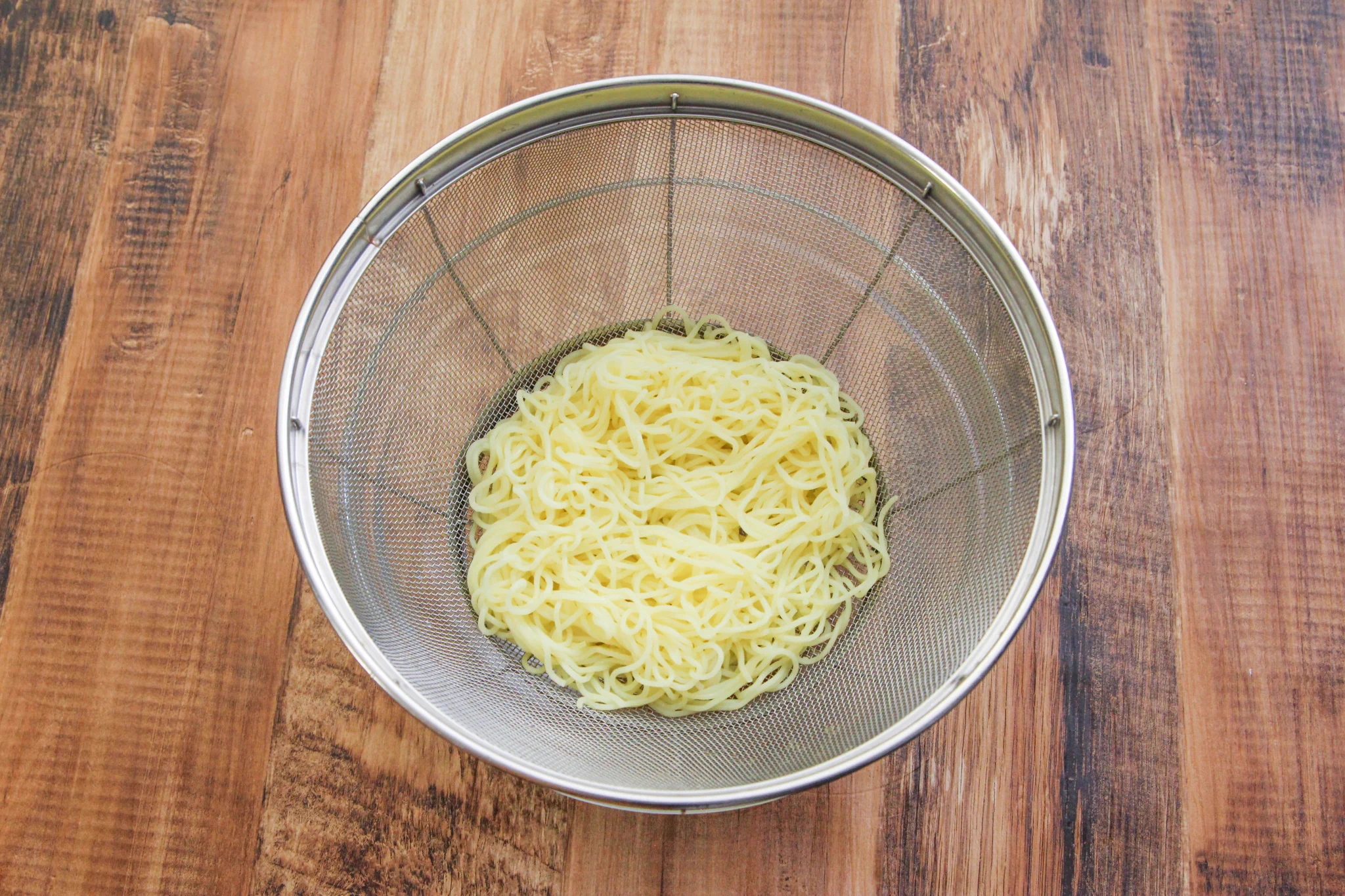 お店のようなつけ麺に仕上がる？！簡単でお手軽な、焼きそば麺のアレンジレシピ！