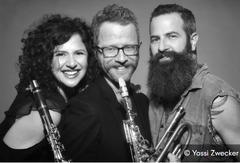 IsraelinBelgium's tweet photo. 3 x Cohen = πΊπ·πΊ
Dat wordt genieten geblazen! (#mopvandedag)
We kijken reikhalzend uit naar Avishai, Anat en Yuval samen op podium morgenavond in 30CC in Leuven.
https://t.co/vsSvjYxqpZ https://t.co/DSwyein4sV