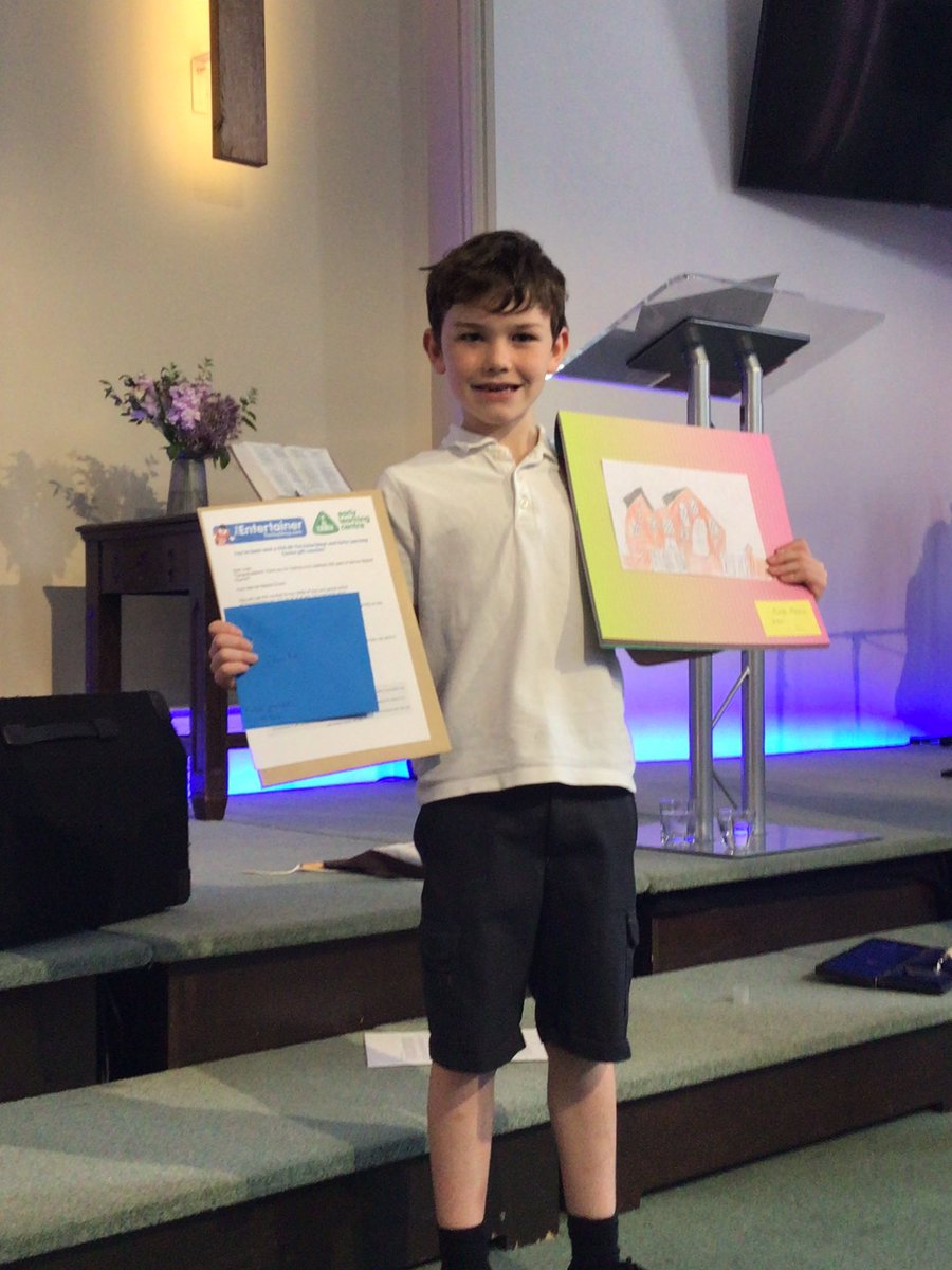JJanemckay's tweet photo. The children visited the Baptist Church for a special service celebrating their 200 Year Anniversary. Pupils in school created art work for the church which can be viewed on Saturday 18th June between 12 and 4. Pictured are our KS1 winners with their amazing art work and prizes. https://t.co/wn9RWRn57e