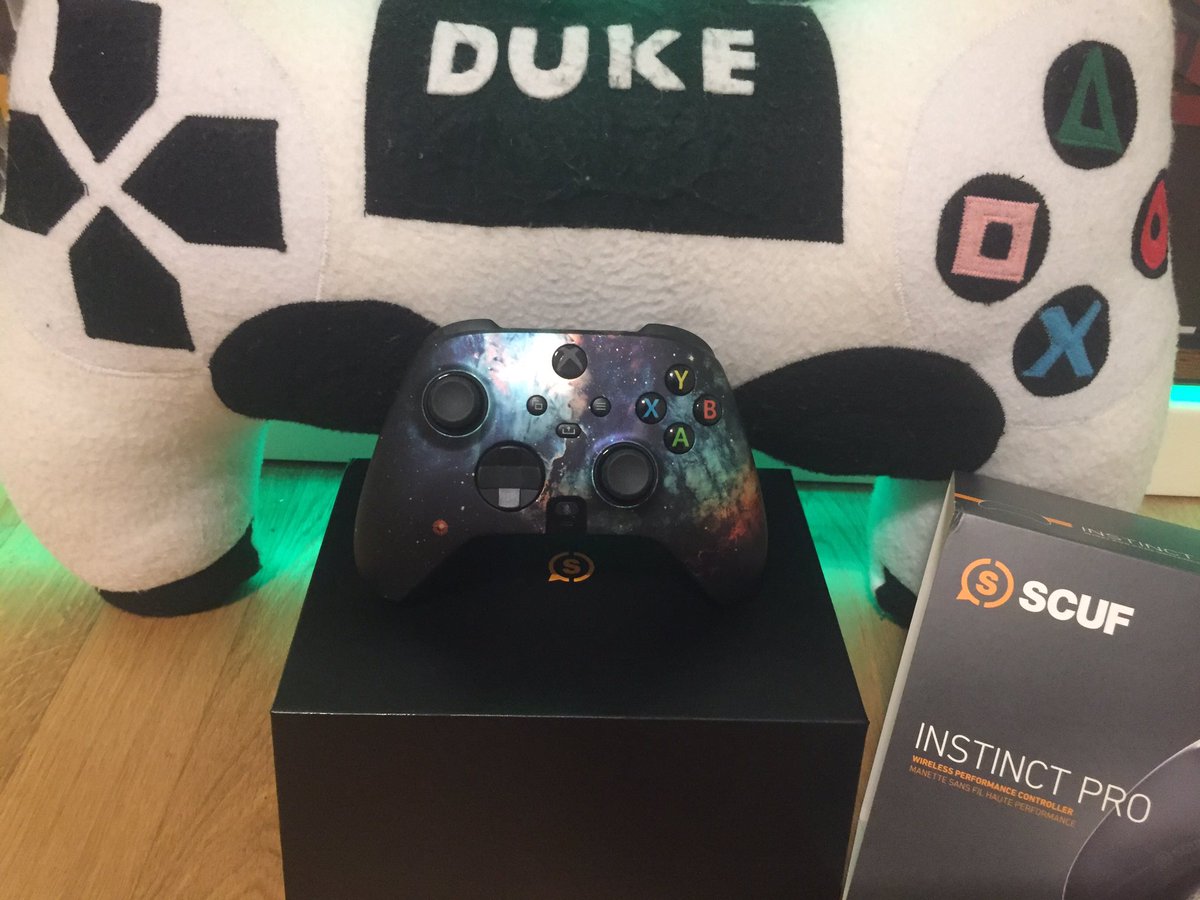 Un ringraziamento speciale a <a href="/SCUFItalia/">Scuf Gaming Italia</a> per lo splendido regalo! 
I appreciate it soo much 💚🛸