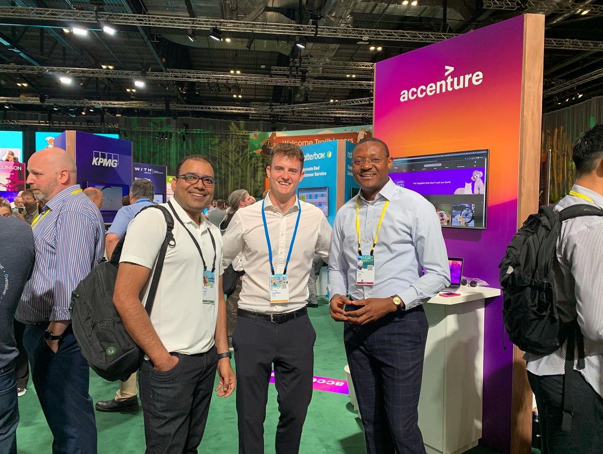 Wow…great conversations going on at this year’s #salesforceworldtour London. To learn more on how Accenture is helping clients, please pop over to Stand #101 at the #ExCeL London. @AccentureUK <a href="/SalesforceUK/">Salesforce UK & Ireland</a>