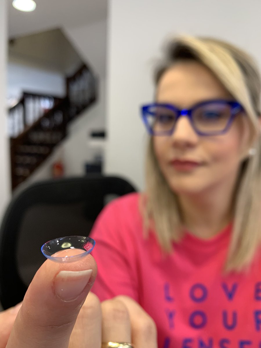 It’s #loveyourlenses week! It is important to remember to wash your hands before handling your contact lenses. <a href="/YourLenses/">😍 ʟᴏᴠᴇ ʏᴏᴜʀ ʟᴇɴꜱᴇꜱ</a>