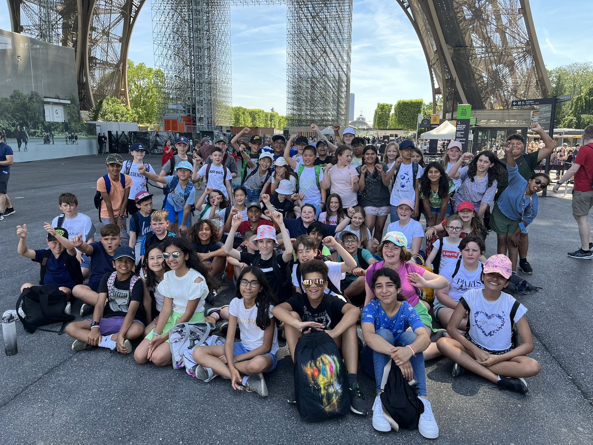 CC_Primary's tweet photo. 🇫🇷6️⃣ What a morning! Many fears faced and such amazing weather ☀️👣 https://t.co/RjWuwlLHkm