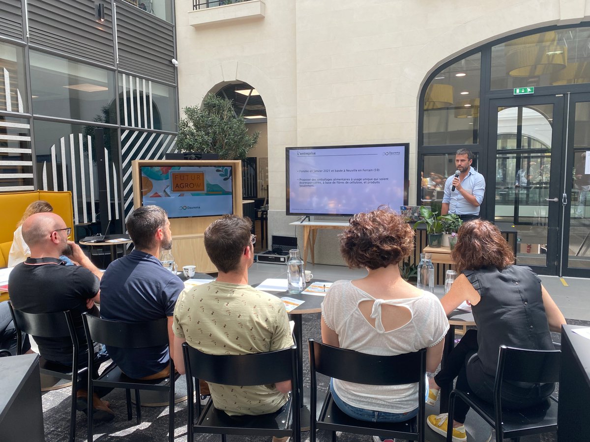 On continue les pitches avec #daurema, startup qui fabrique des emballages 100% 🇫🇷 en cellulose moulée afin d'offrir aux utilisateurs d'emballage à usage unique une solution écologique, locale et économique.
 
🌐daurema.fr
#FuturaGrow2
#emballages