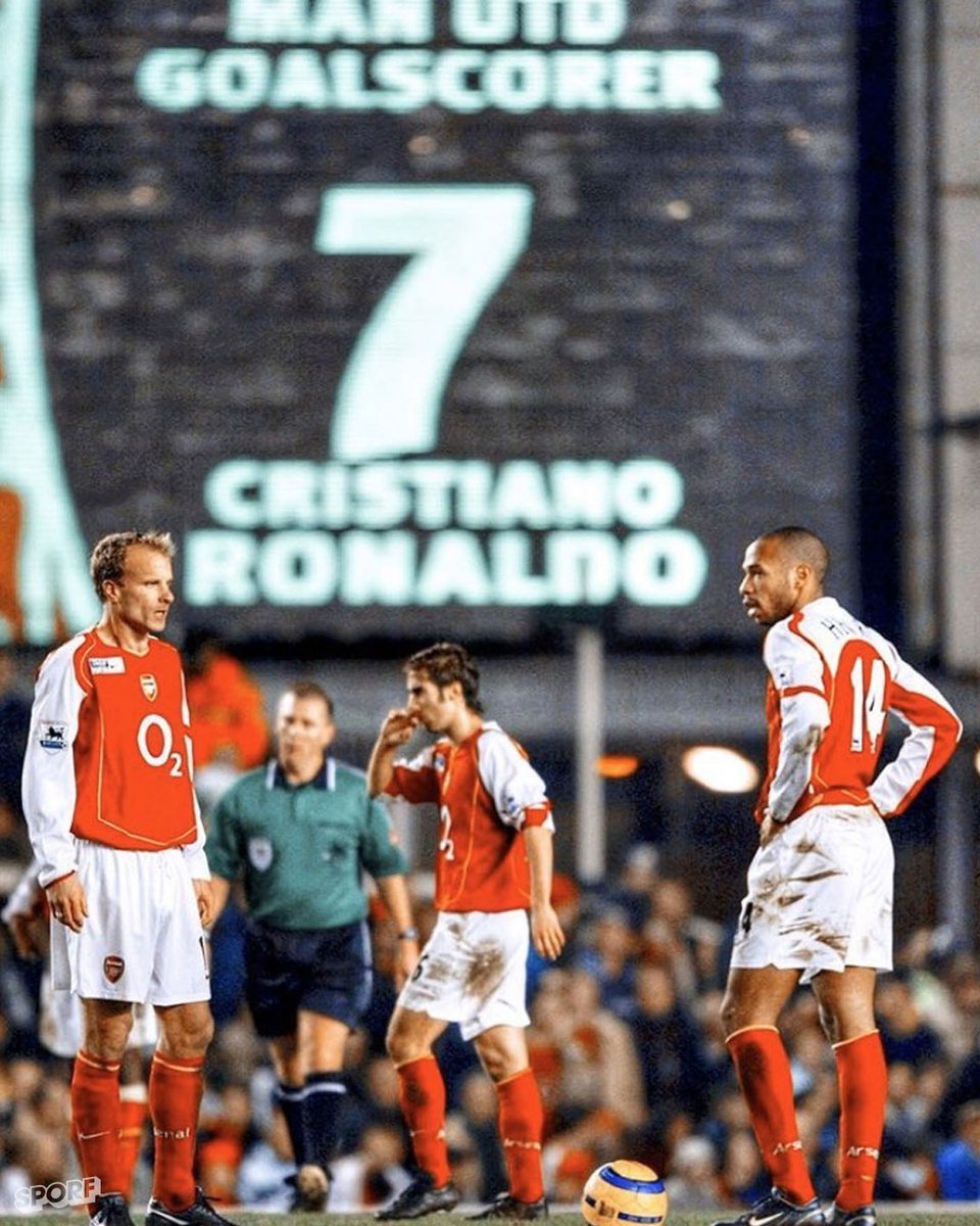 Sporf's tweet photo. 🏟 Highbury, Thierry Henry, booed by @Arsenal fans…

🔥 19 year-old @Cristiano wasn’t phased https://t.co/E1io5c7q8T
