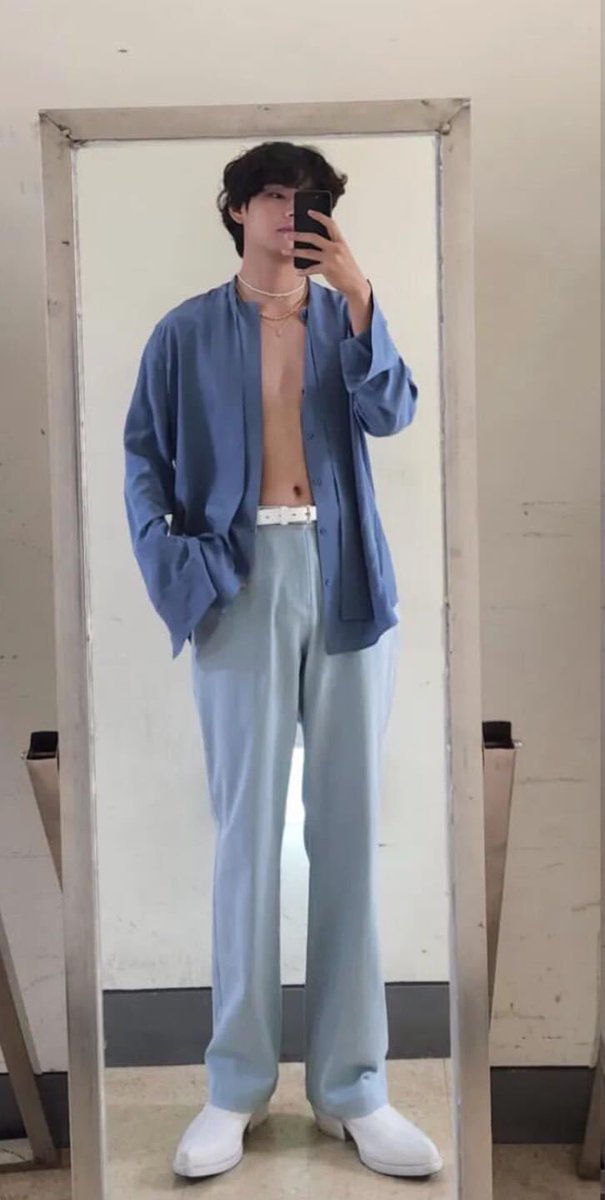 KIM TAEHYUNG ARE YOU KIDDING ????????!!!